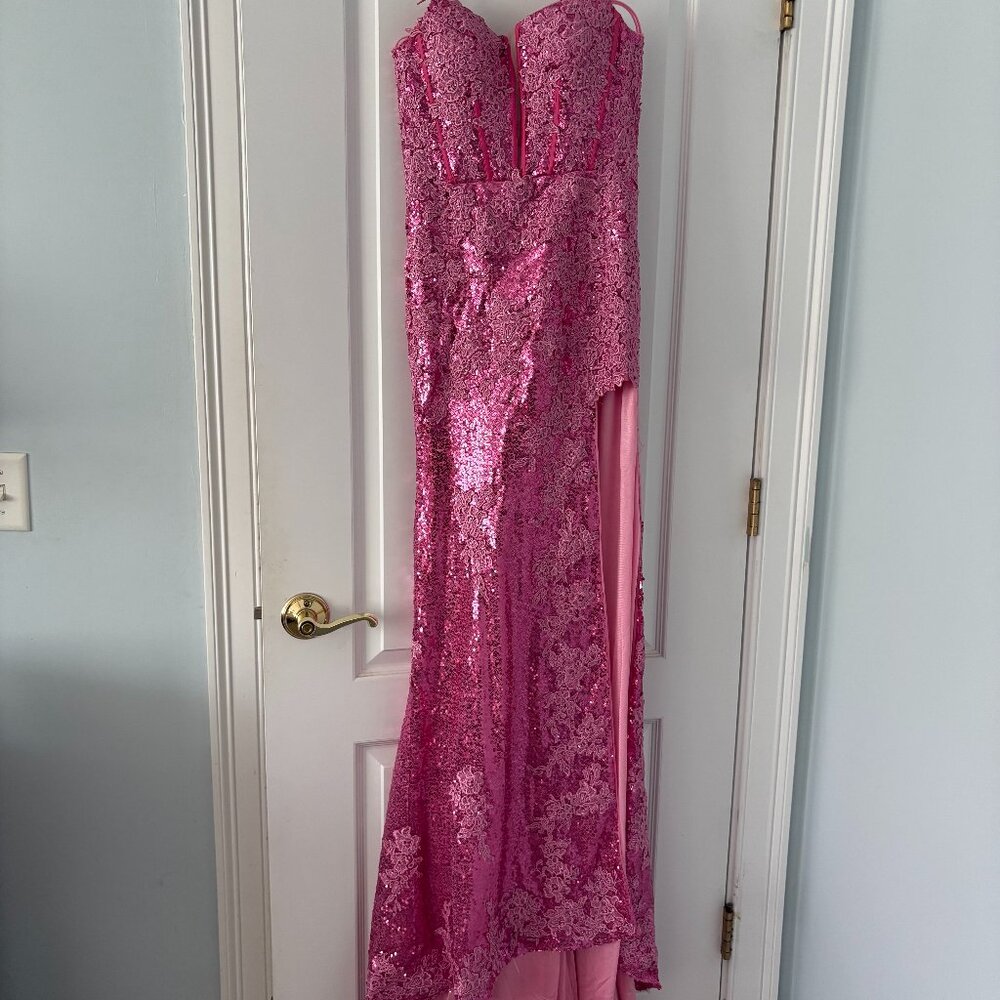 Mermaid Spaghetti Straps Appliques Prom Dress with Slit